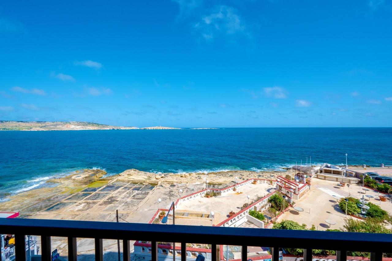 Islet Promenade Seafront Family Apartment With 2 Balconies By Getawaysmalta 圣保罗湾城 外观 照片